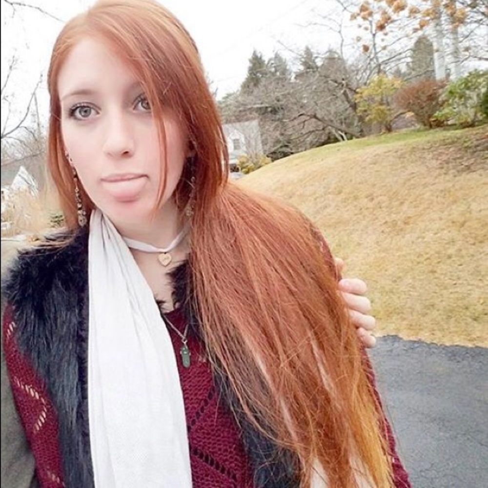 Meet your Posher, Angelica